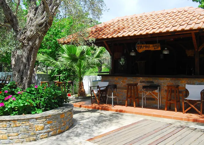 Menelaos Apartments